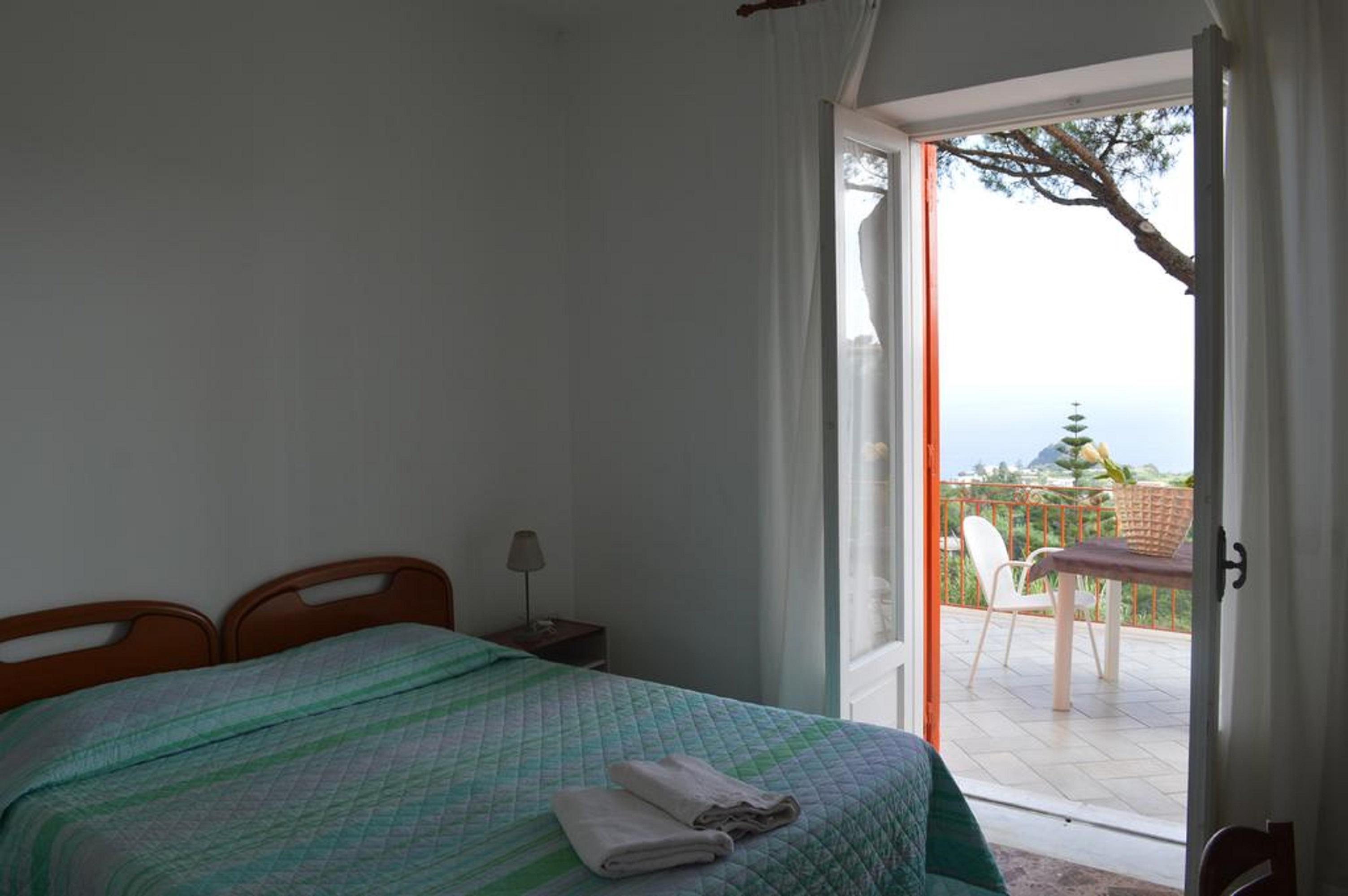 Hotel Polito Serrara Fontana Bagian luar foto