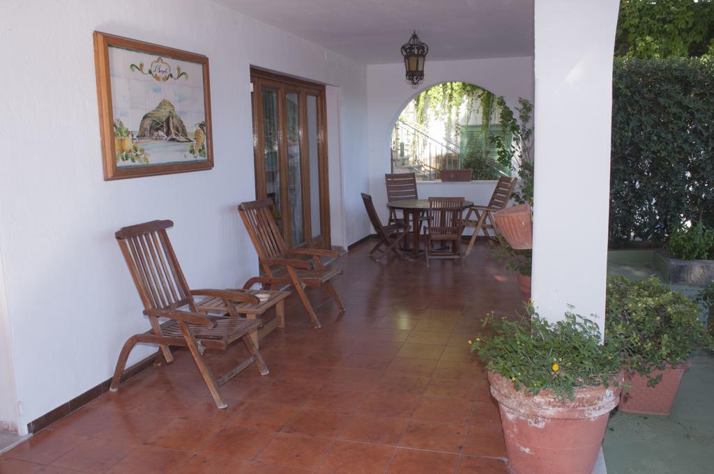 Hotel Polito Serrara Fontana Bagian luar foto